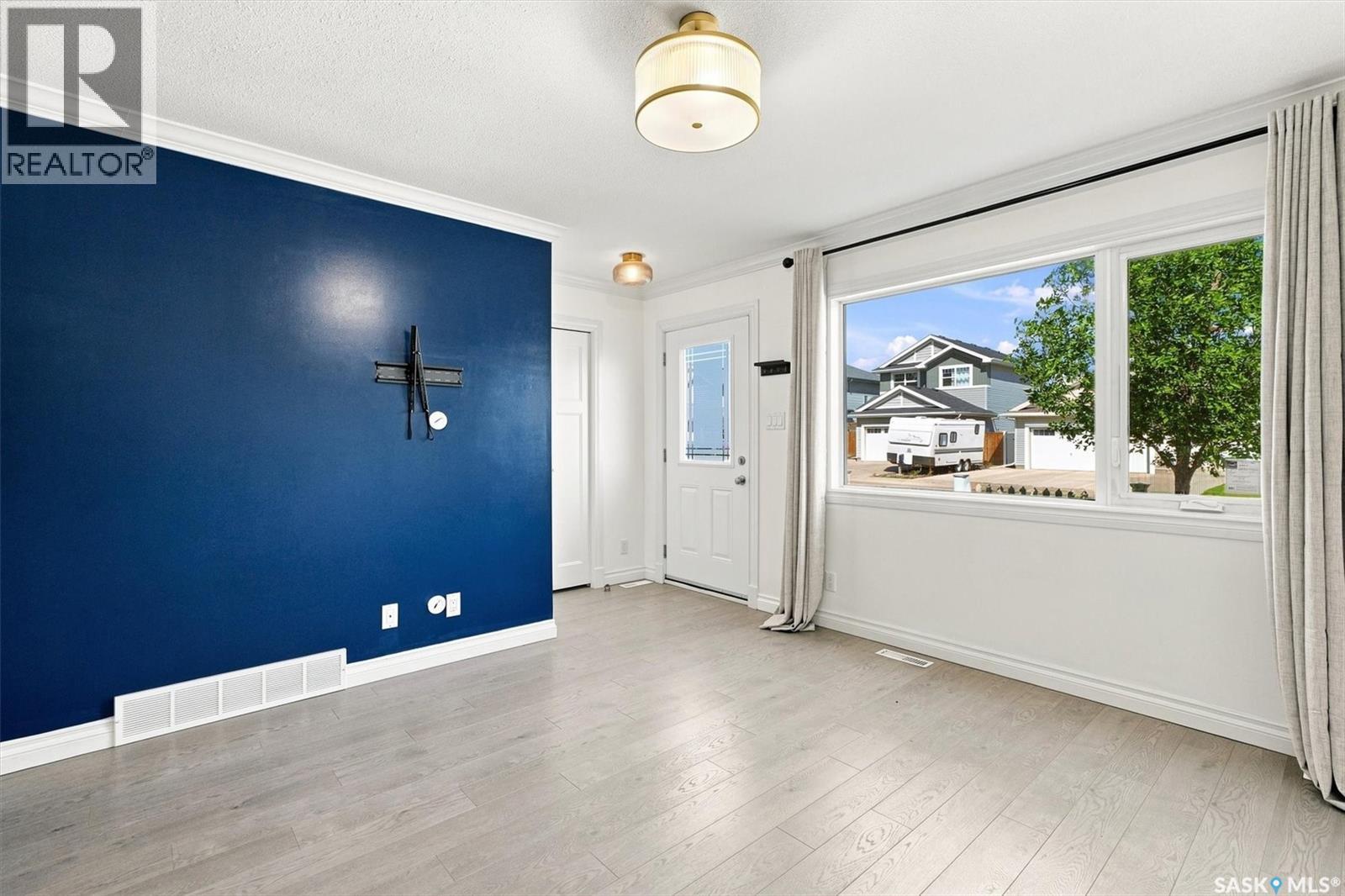 211 225 Hassard Close, Saskatoon, Saskatchewan  S7L 2W8 - Photo 9 - SK046621