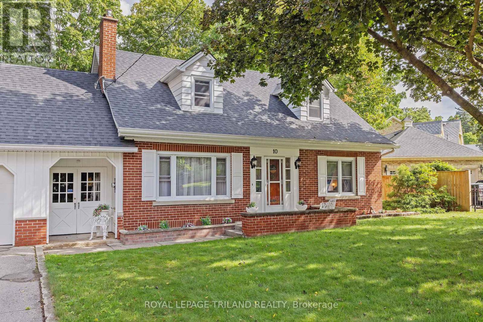 10 Regent Street, St. Thomas, Ontario  N5R 1Z8 - Photo 2 - X13721990
