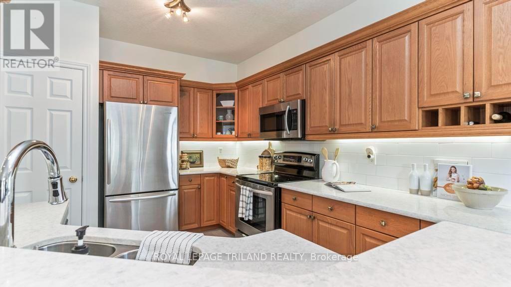 50 Red Clover Court, Middlesex Centre, Ontario  N0M 2A0 - Photo 8 - X13722046