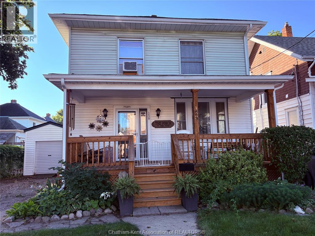 158 Lorne Avenue, Chatham, Ontario  N7M 1S6 - Photo 2 - 26020925