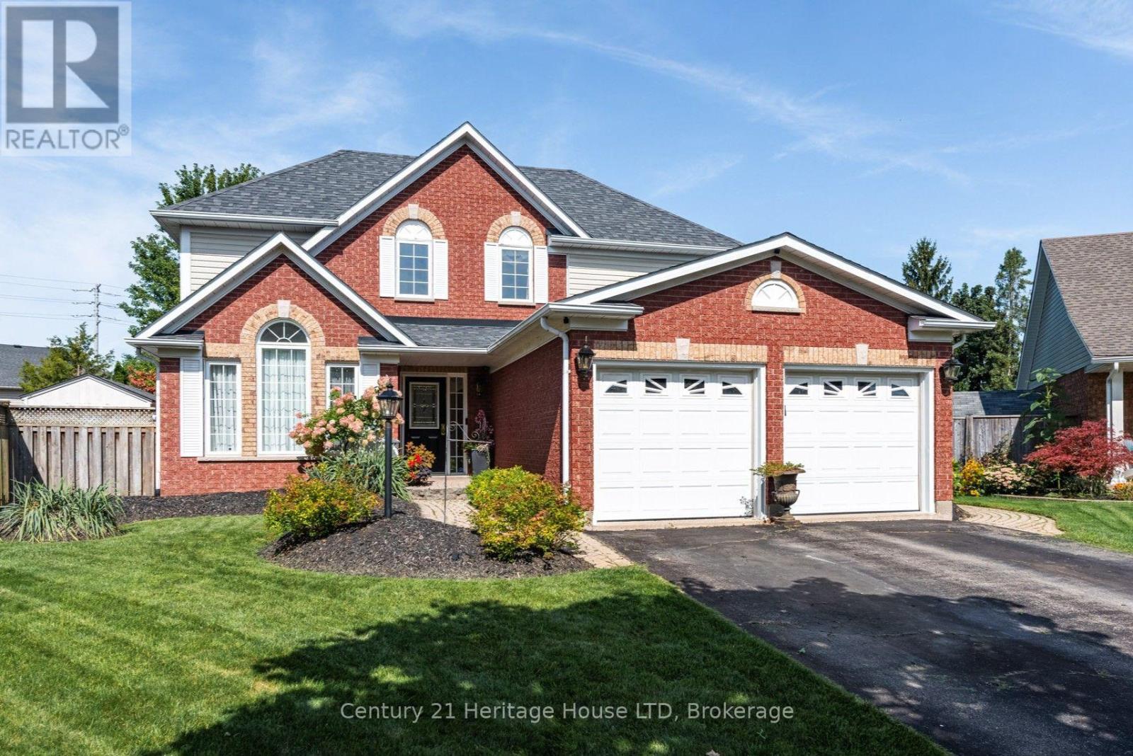 52 Farris Avenue, St. Catharines, Ontario  L2S 3W6 - Photo 3 - X13722060
