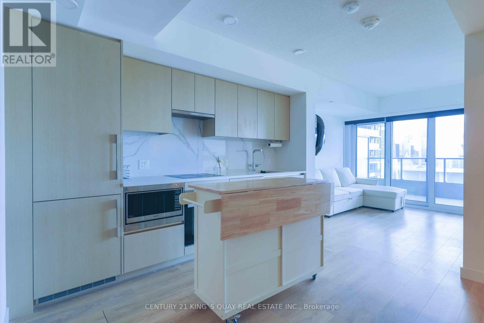3909 - 3 Concord Cityplace Way, Toronto, Ontario  M5V 0X4 - Photo 20 - C13692230