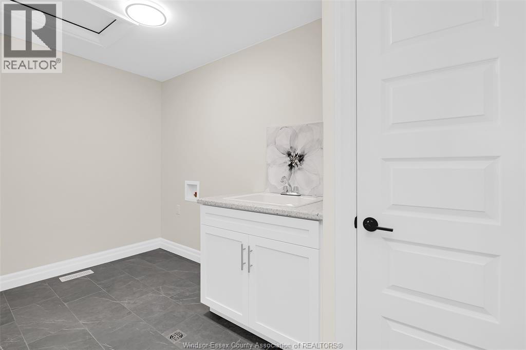 300 Blake Avenue, Belle River, Ontario  N0R 1A0 - Photo 35 - 26021038