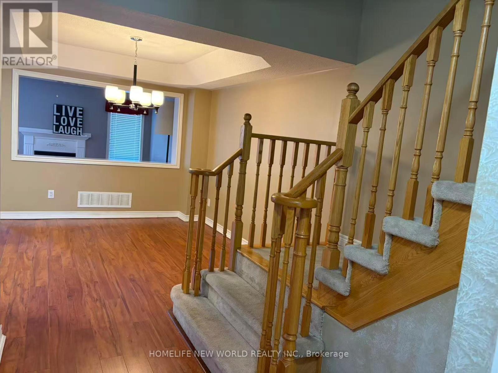 72 Keywood Street, Ajax, Ontario  L1Z 2E4 - Photo 5 - E13611018