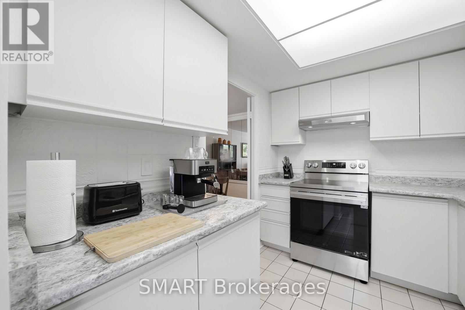 203 - 1111 Bough Beeches Boulevard, Mississauga, Ontario  L4W 4N1 - Photo 15 - W13500224