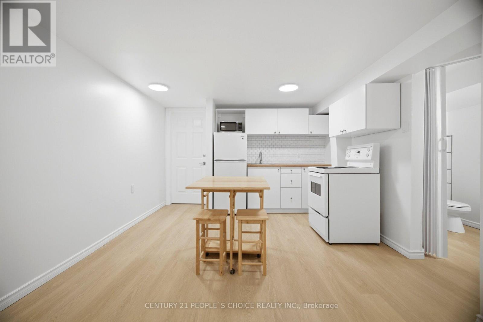 4 Furness Crescent, Toronto, Ontario  M9V 3V1 - Photo 28 - W13623814