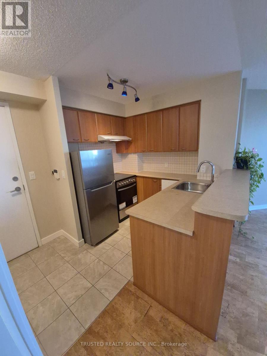 906 - 38 Lee Centre Drive, Toronto, Ontario  M1H 3J7 - Photo 4 - E13509560