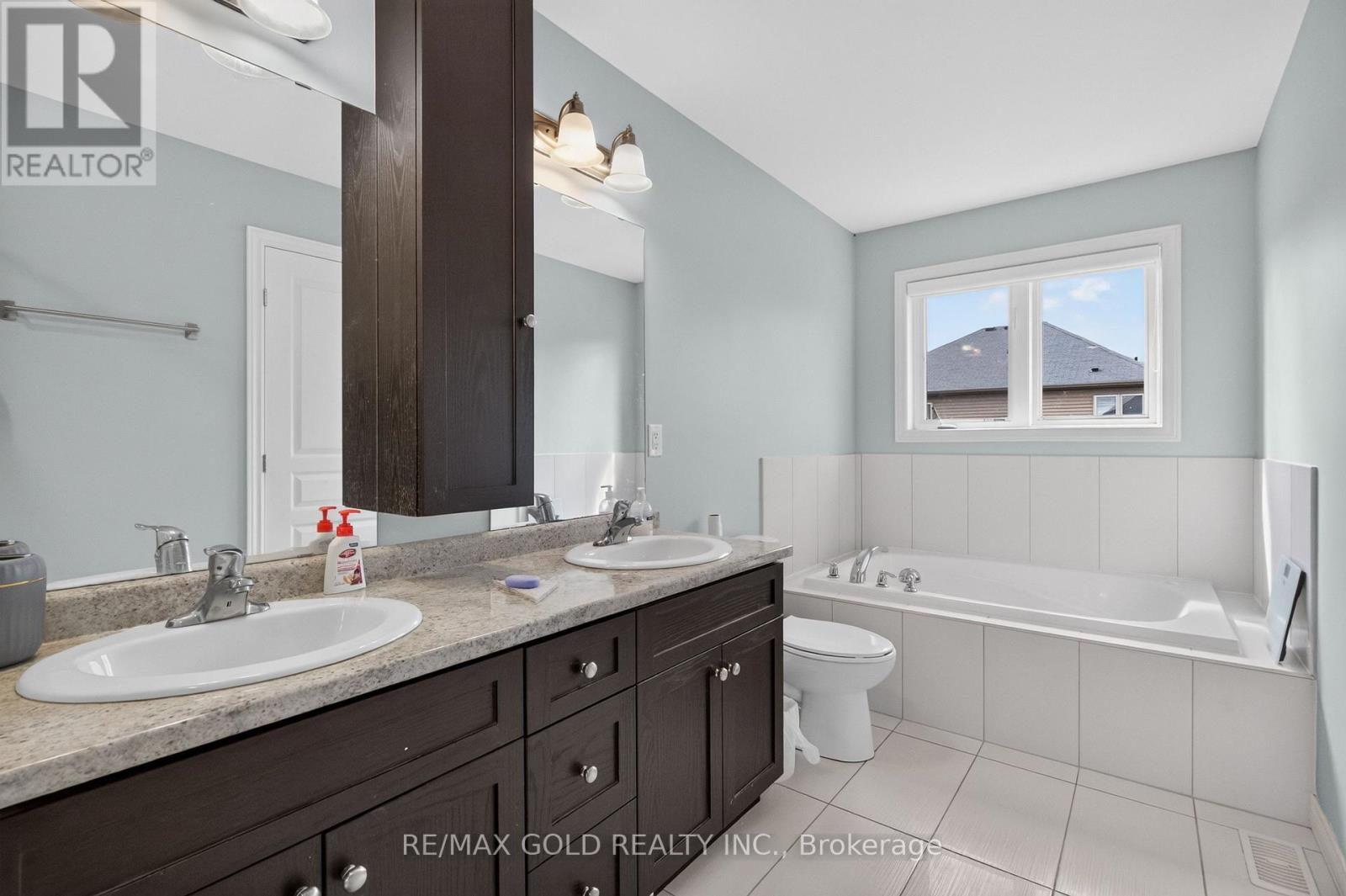 56 Chamomile Drive, Hamilton, Ontario  L8W 0C1 - Photo 32 - X13721810