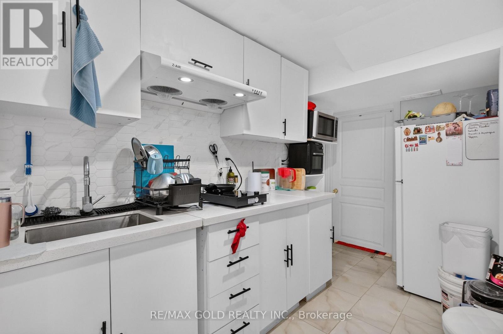 56 Chamomile Drive, Hamilton, Ontario  L8W 0C1 - Photo 40 - X13721810