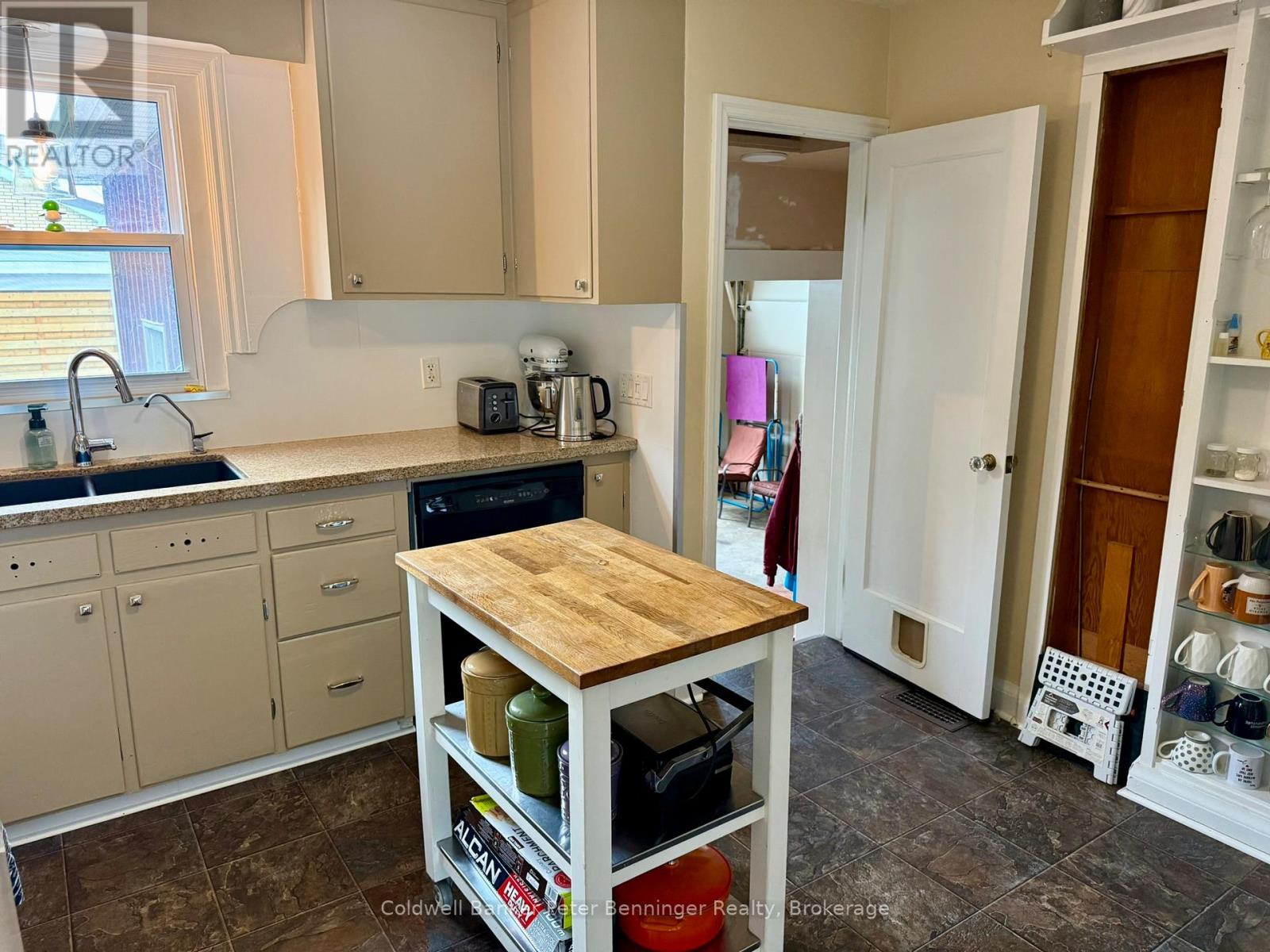 501 Napier Street, Brockton, Ontario  N0G 2V0 - Photo 12 - X13721936
