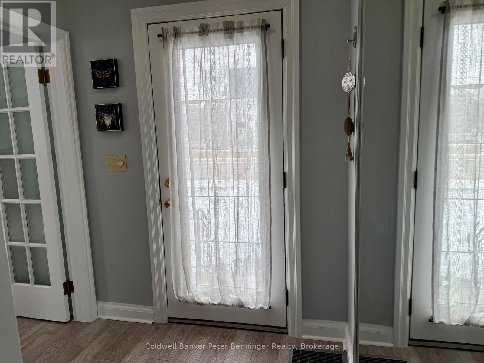501 Napier Street, Brockton, Ontario  N0G 2V0 - Photo 6 - X13721936