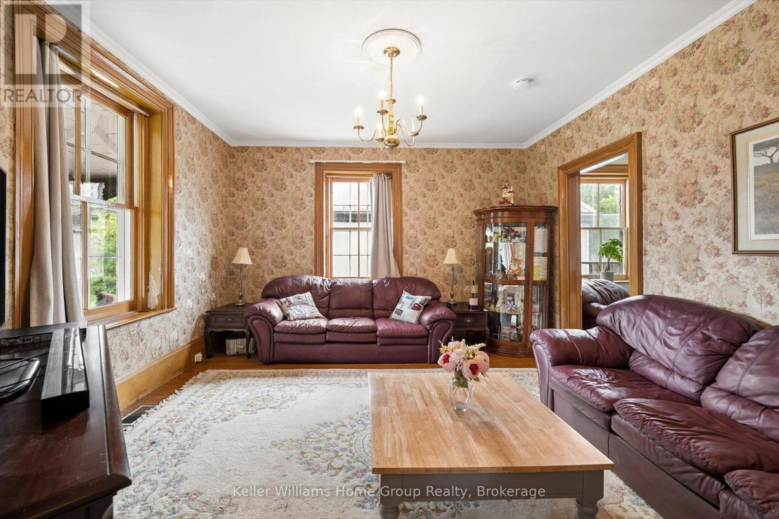 339 Garafraxa Street E, Centre Wellington, Ontario  N1M 1E4 - Photo 6 - X13722018