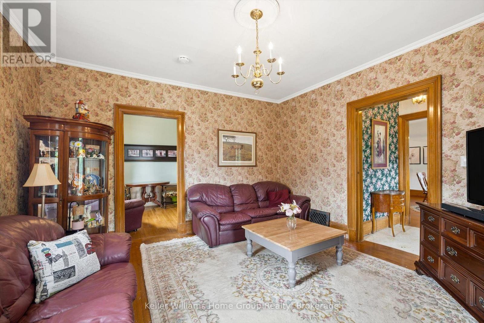 339 Garafraxa Street E, Centre Wellington, Ontario  N1M 1E4 - Photo 7 - X13722018