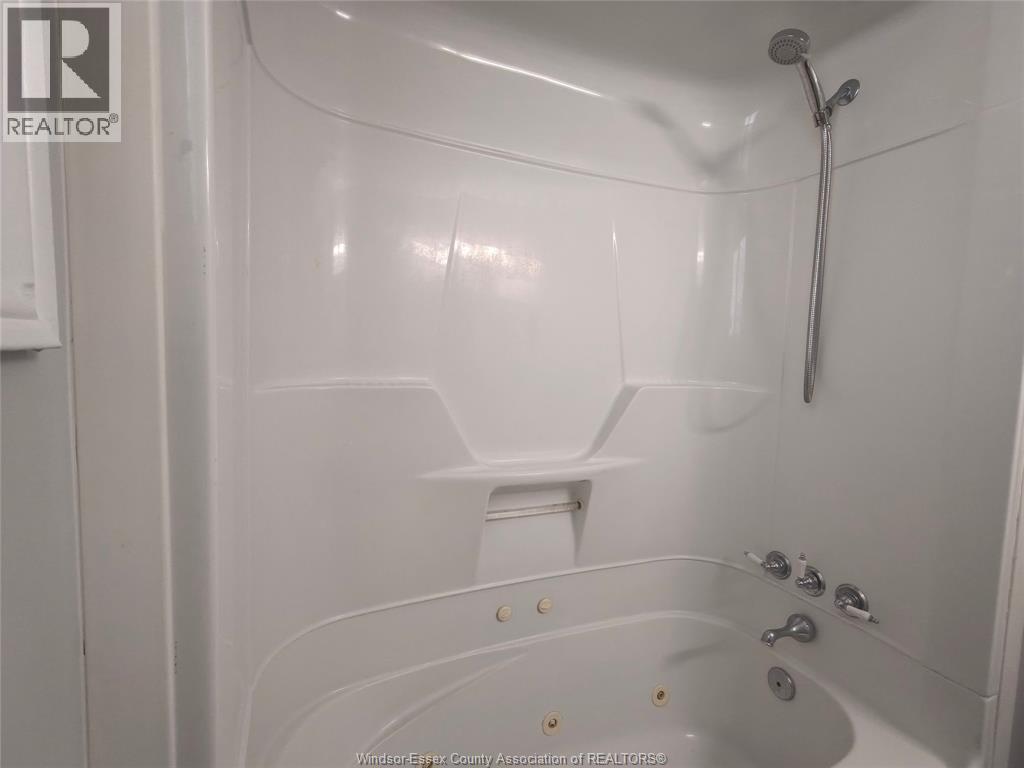 744 Mckay Avenue, Windsor, Ontario  N9B 2A1 - Photo 25 - 26020457