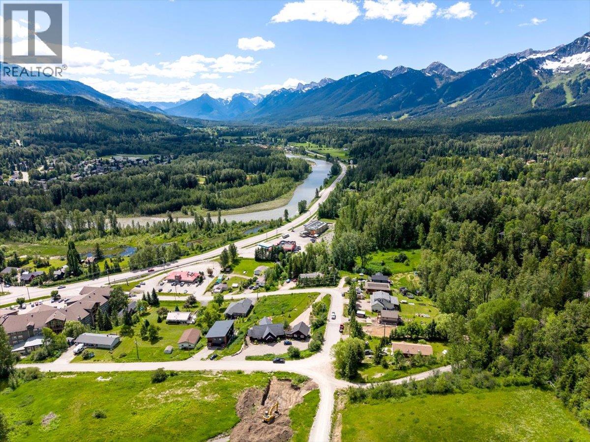 118 Sparling Road, Fernie, British Columbia  V0B 1M1 - Photo 18 - 10397481