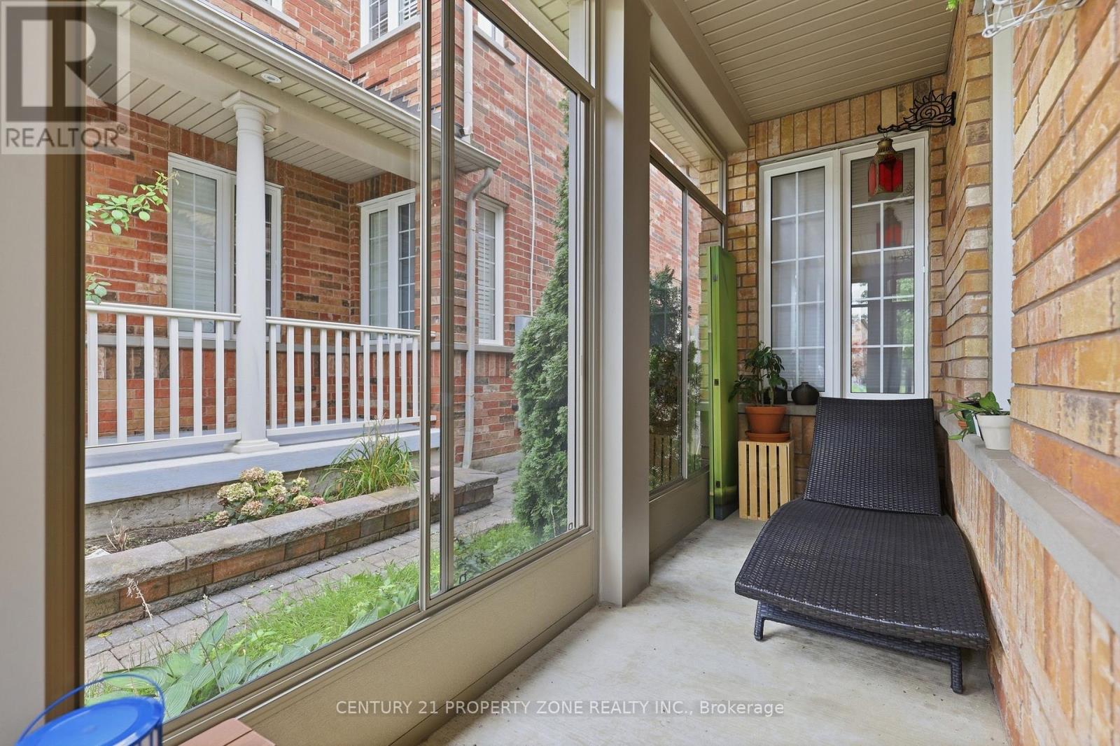 239 Williamson Drive W, Ajax, Ontario L1T 5A2 - Photo 8 - E13722042