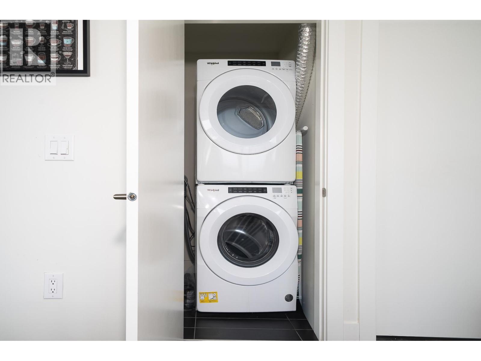 1402 3438 Sawmill Crescent, Vancouver, British Columbia V5S 0E3 - Photo 18 - R3115892