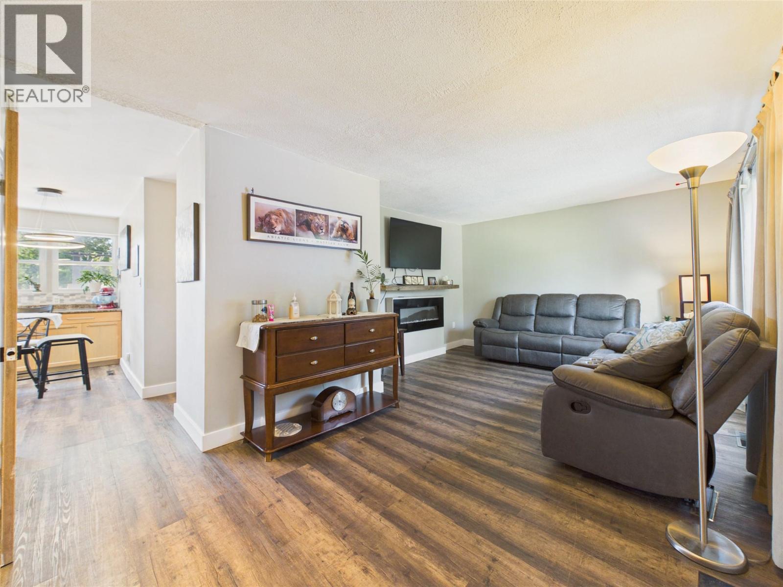 323 16th Avenue S, Cranbrook, British Columbia V1C 2Z8 - Photo 11 - 10398956