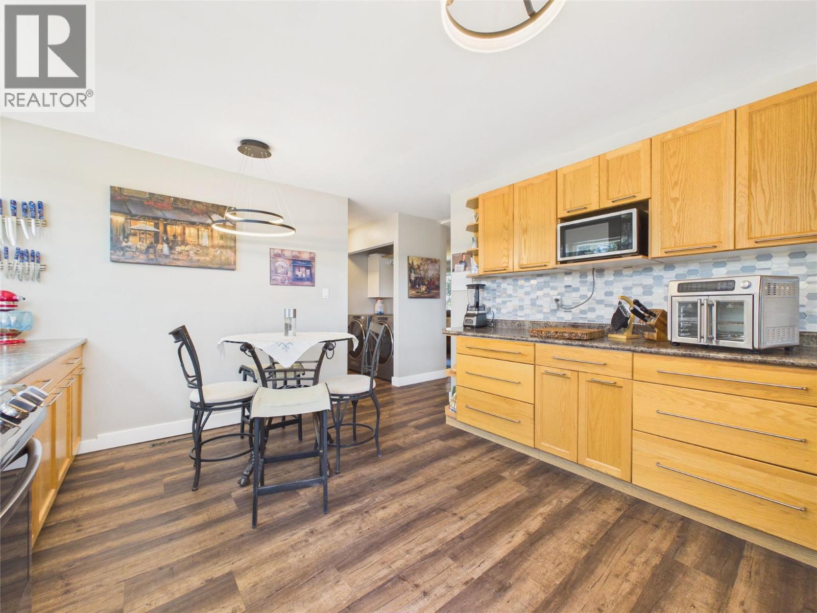 323 16th Avenue S, Cranbrook, British Columbia V1C 2Z8 - Photo 14 - 10398956