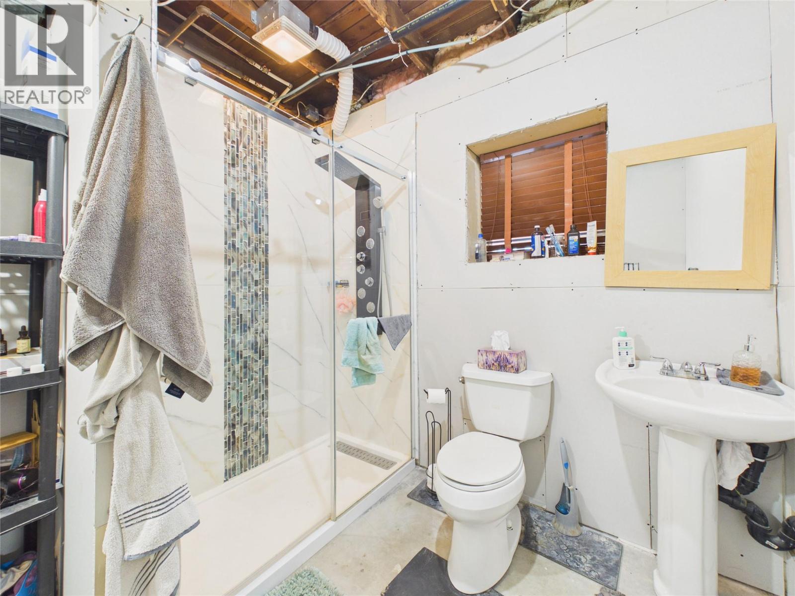 323 16th Avenue S, Cranbrook, British Columbia V1C 2Z8 - Photo 45 - 10398956