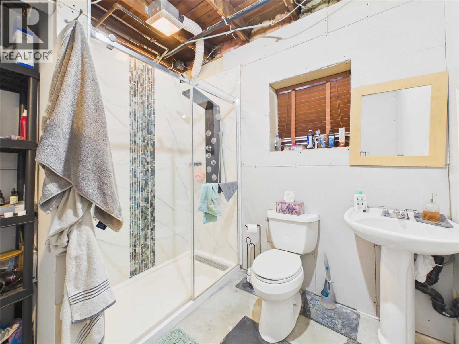 323 16th Avenue S, Cranbrook, British Columbia V1C 2Z8 - Photo 44 - 10398956