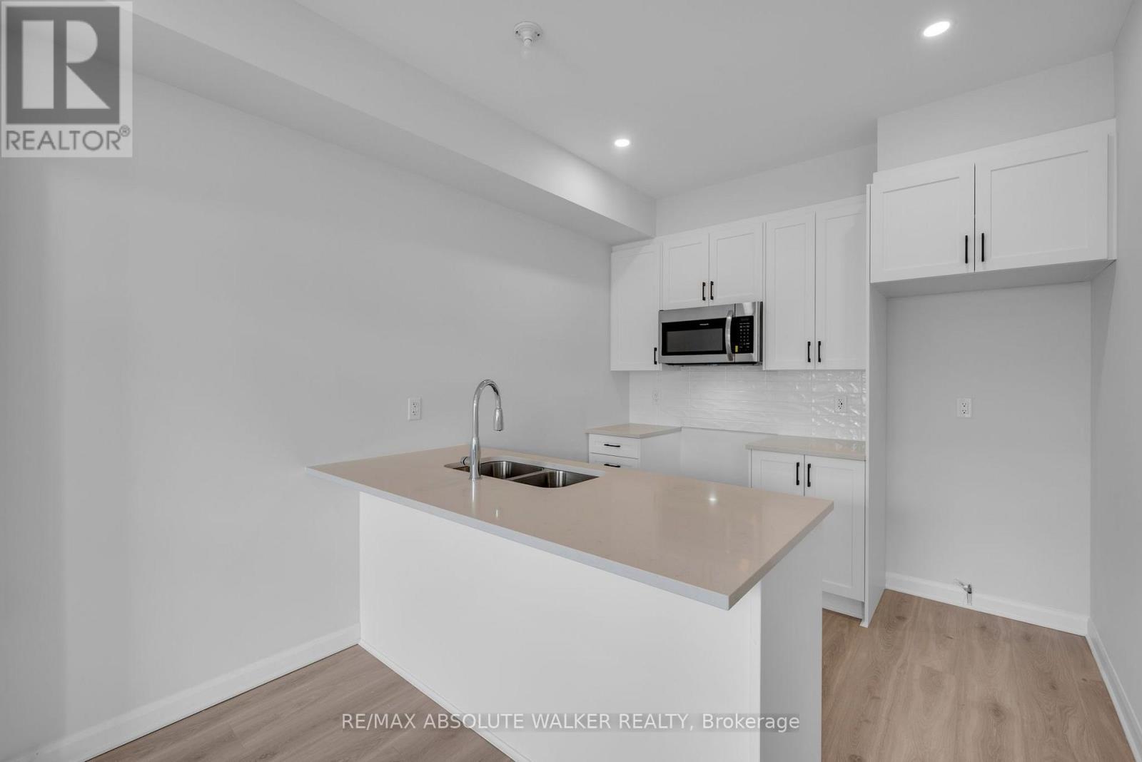 744 Harold Mathie Street, Mississippi Mills, Ontario  K0A 1A0 - Photo 12 - X13721934