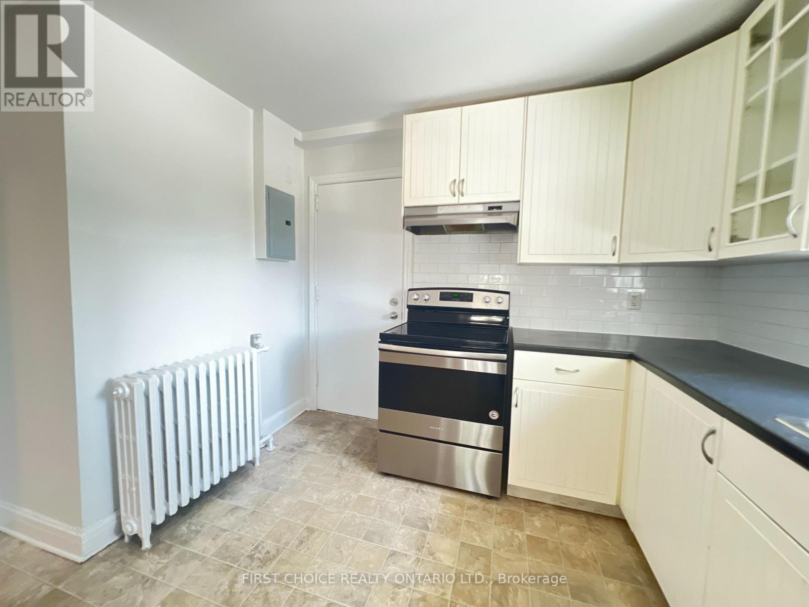 64 Genest Street, Ottawa, Ontario  K1L 7Z2 - Photo 24 - X13721962