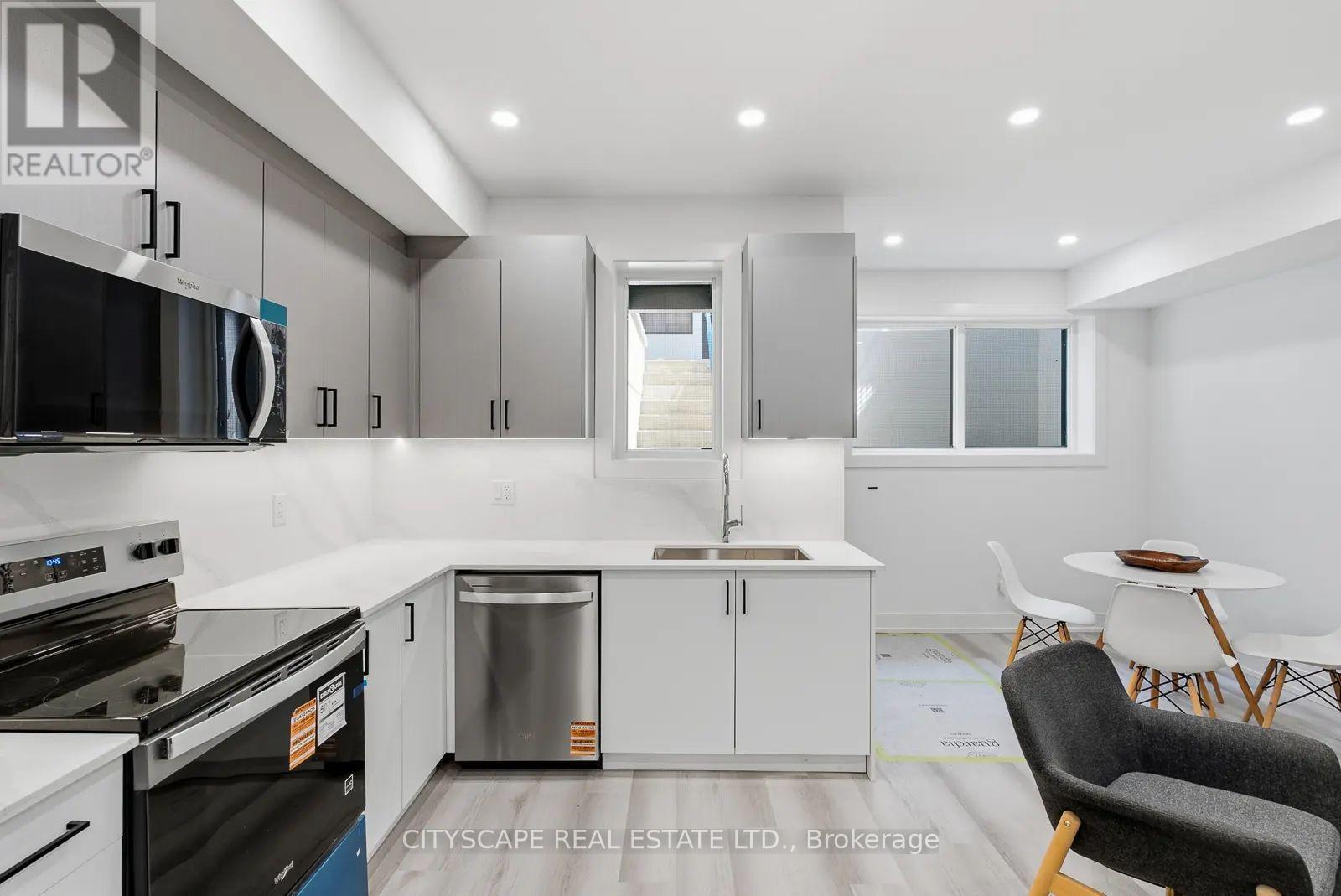1 - Lower - 589 Oakwood Avenue, Toronto, Ontario  M6E 2X8 - Photo 14 - C13699918