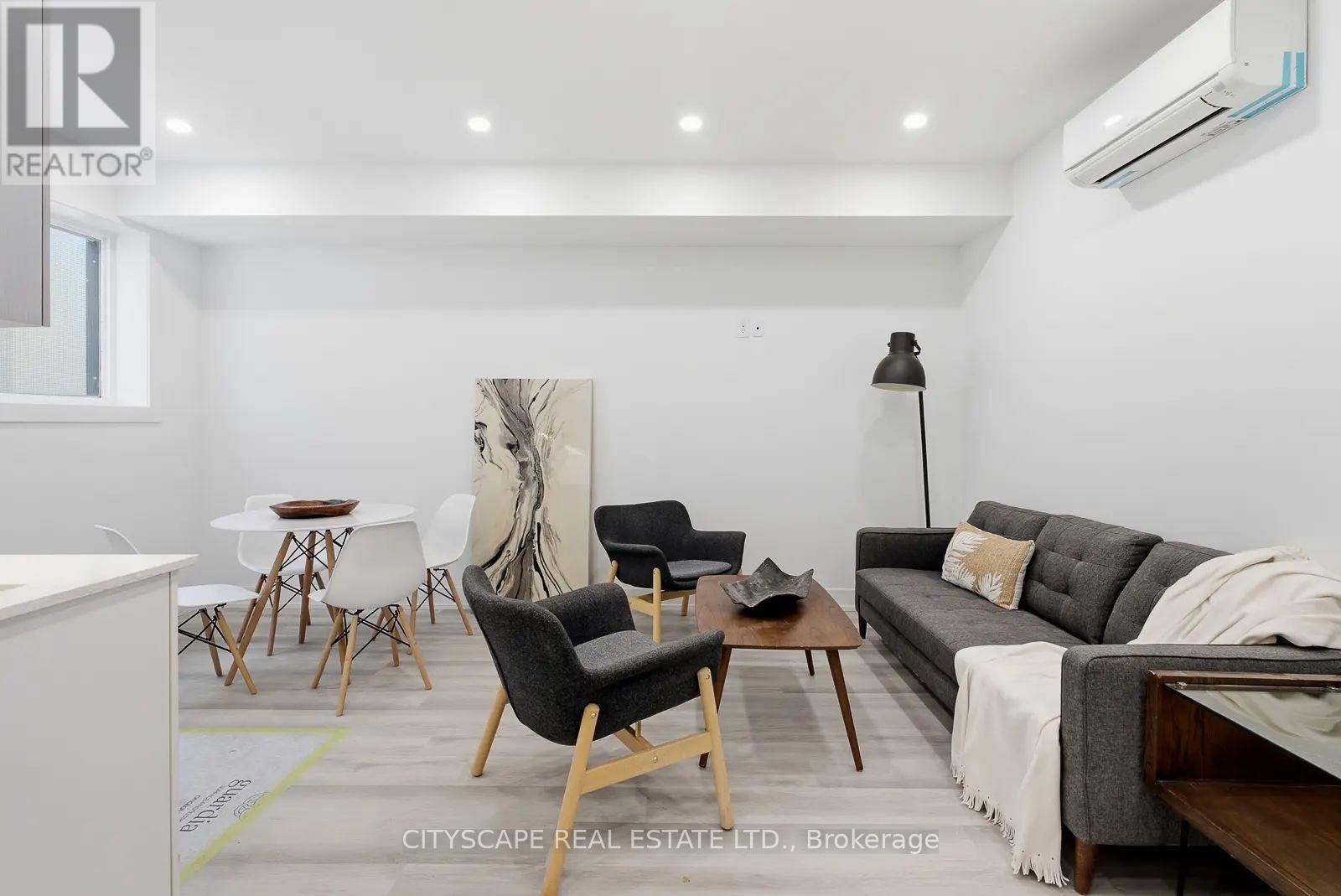 1 - Lower - 589 Oakwood Avenue, Toronto, Ontario  M6E 2X8 - Photo 13 - C13699918