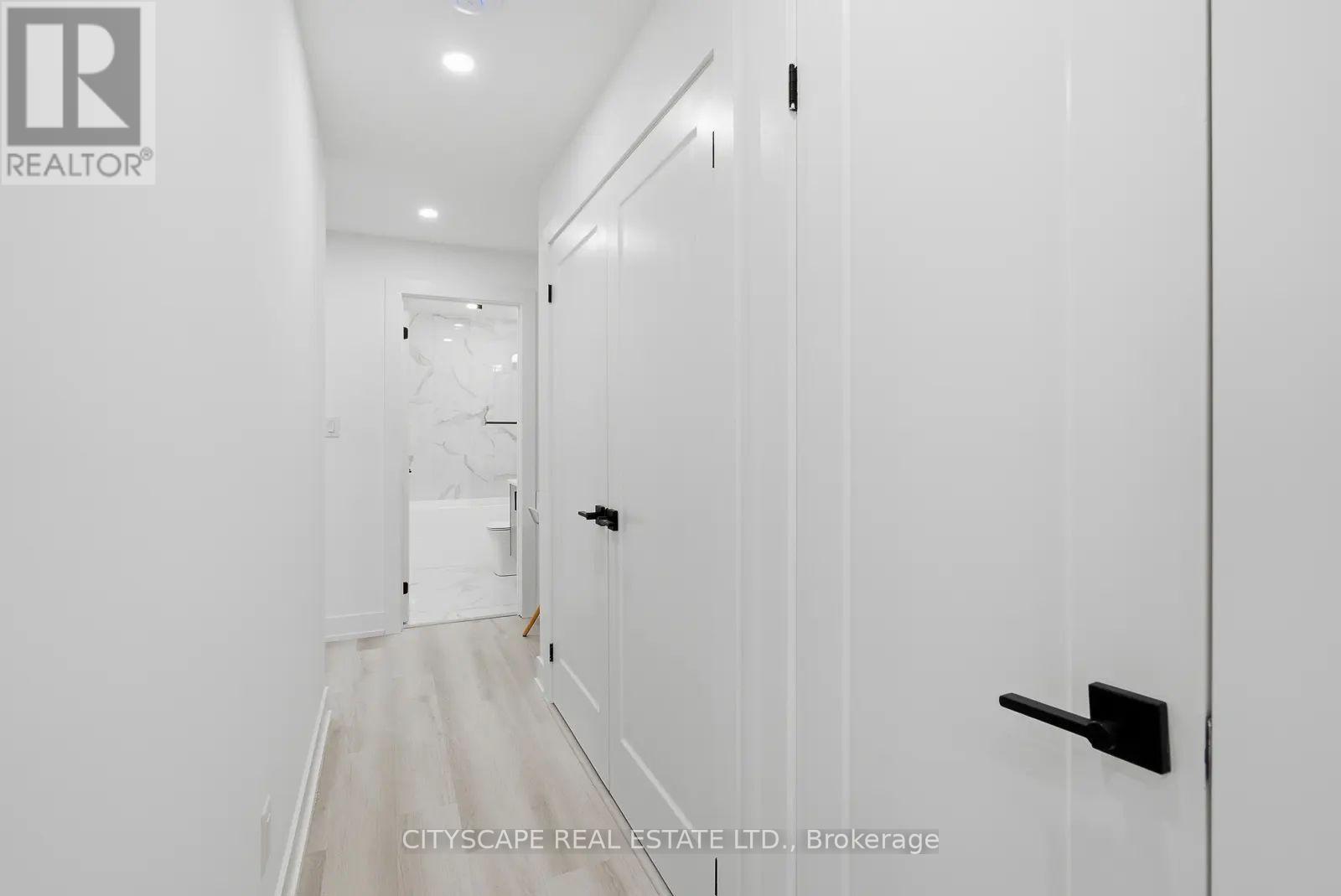 1 - Lower - 589 Oakwood Avenue, Toronto, Ontario  M6E 2X8 - Photo 18 - C13699918