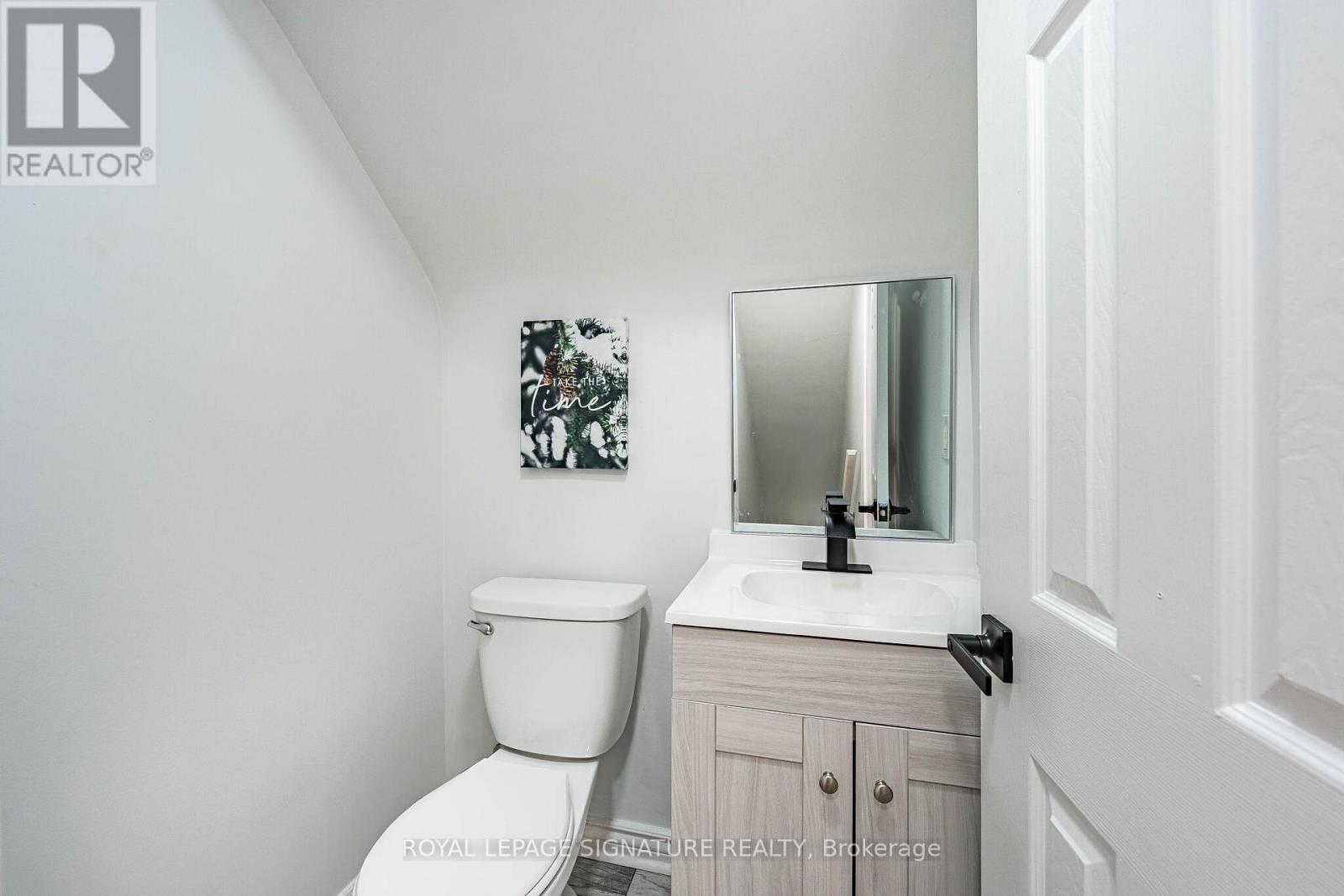 7 Putney Road, Toronto, Ontario  M8W 2K6 - Photo 23 - W13721930