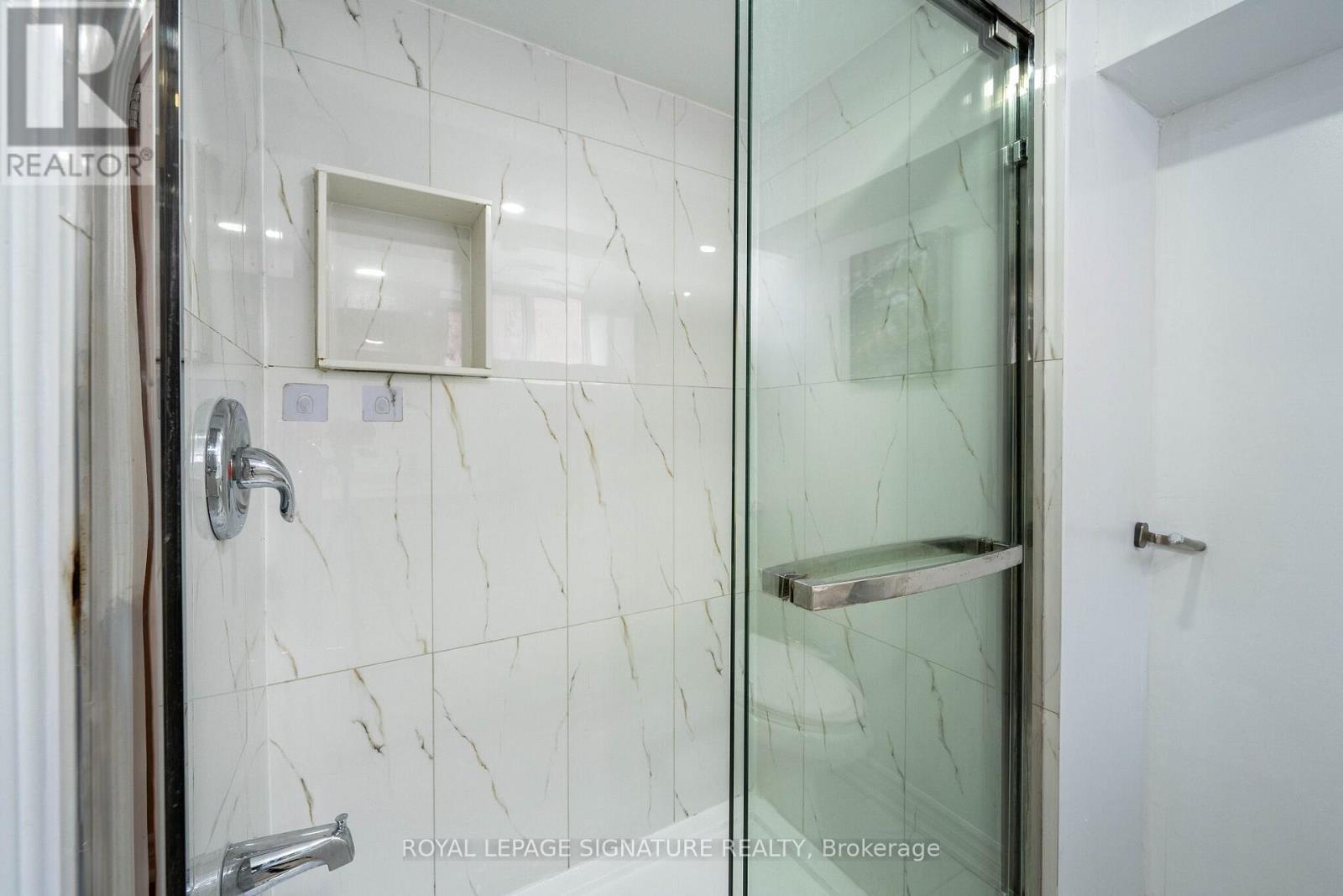 7 Putney Road, Toronto, Ontario  M8W 2K6 - Photo 31 - W13721930