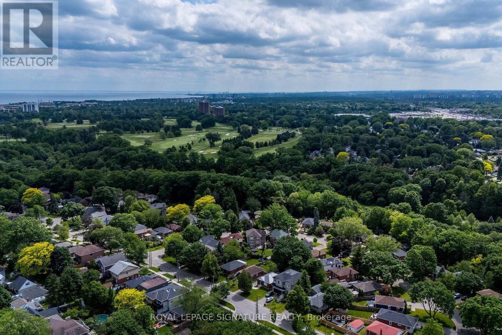 7 Putney Road, Toronto, Ontario  M8W 2K6 - Photo 39 - W13721930