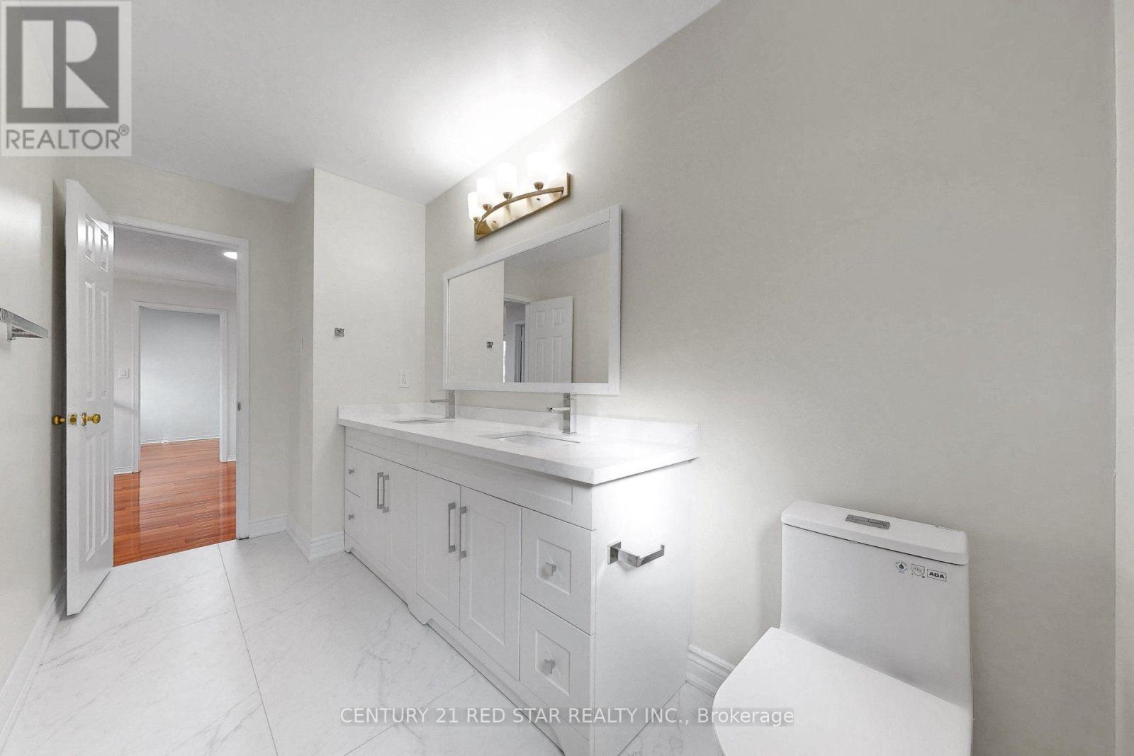 1082 Haydonbridge Court, Mississauga, Ontario  L5V 1J4 - Photo 30 - W13721948