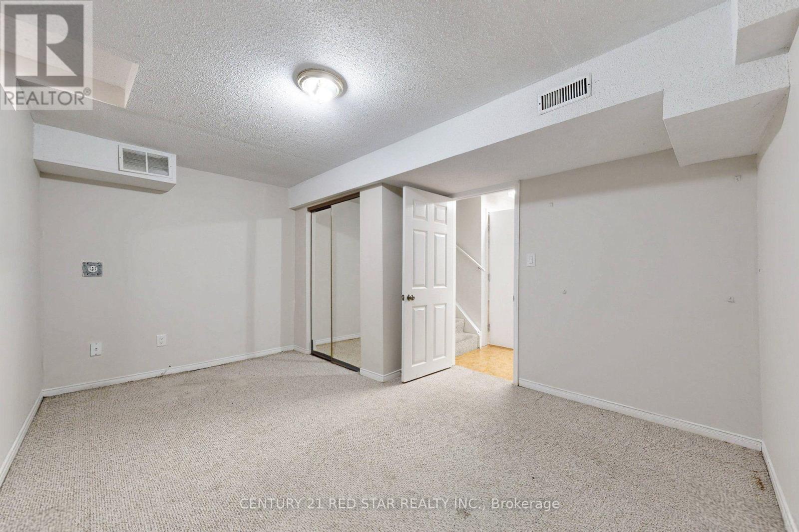 1082 Haydonbridge Court, Mississauga, Ontario  L5V 1J4 - Photo 43 - W13721948