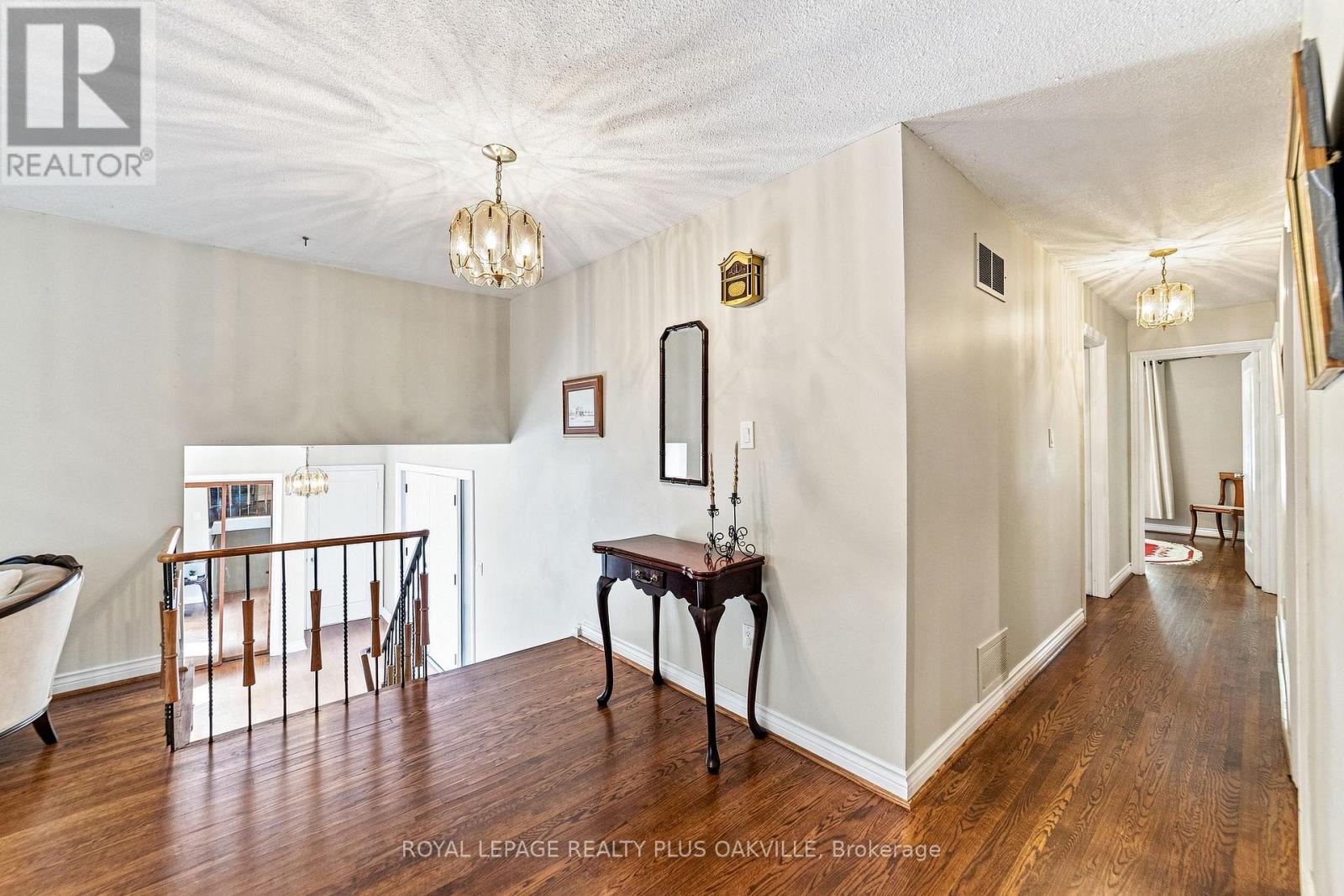 244 Willowridge Court, Oakville, Ontario  L6L 5J2 - Photo 13 - W13721950