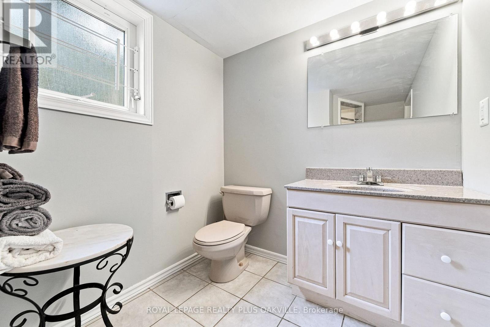 244 Willowridge Court, Oakville, Ontario  L6L 5J2 - Photo 33 - W13721950