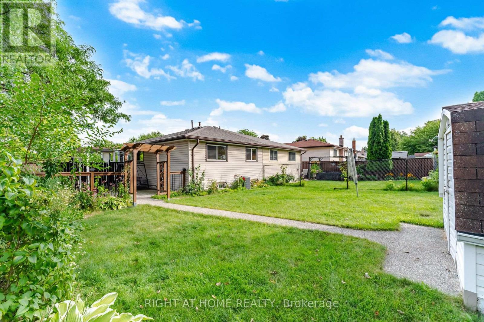 2035 Carleton Court, Burlington, Ontario  L7P 3S6 - Photo 48 - W13721966