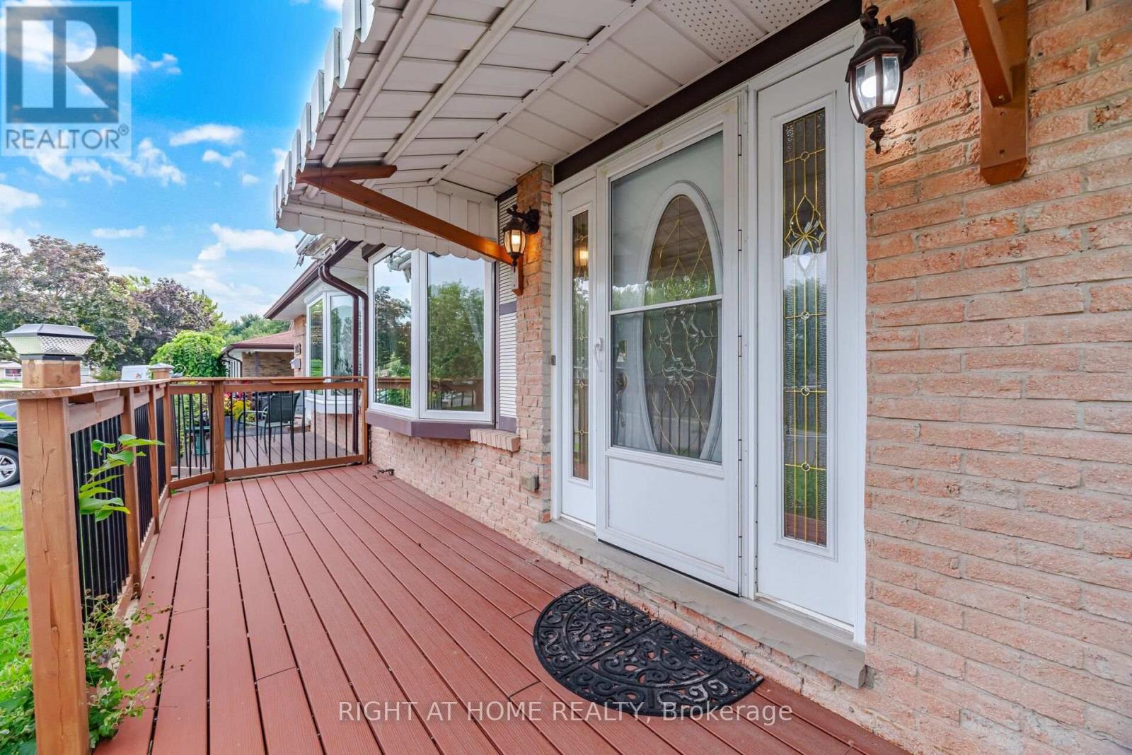 2035 Carleton Court, Burlington, Ontario  L7P 3S6 - Photo 7 - W13721966