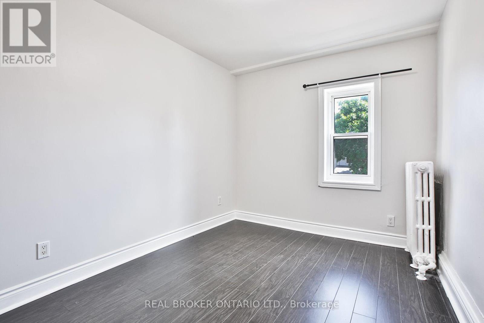 252 Sixth Street, Toronto, Ontario  M8V 3A7 - Photo 7 - W13721982