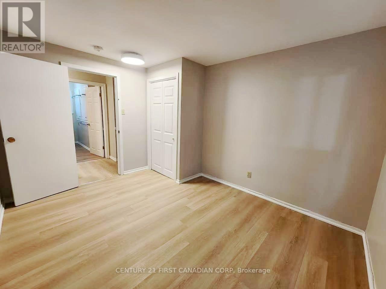Upper Level - 711 Algoma Avenue, London North, Ontario  N5X 1W4 - Photo 12 - X13721866