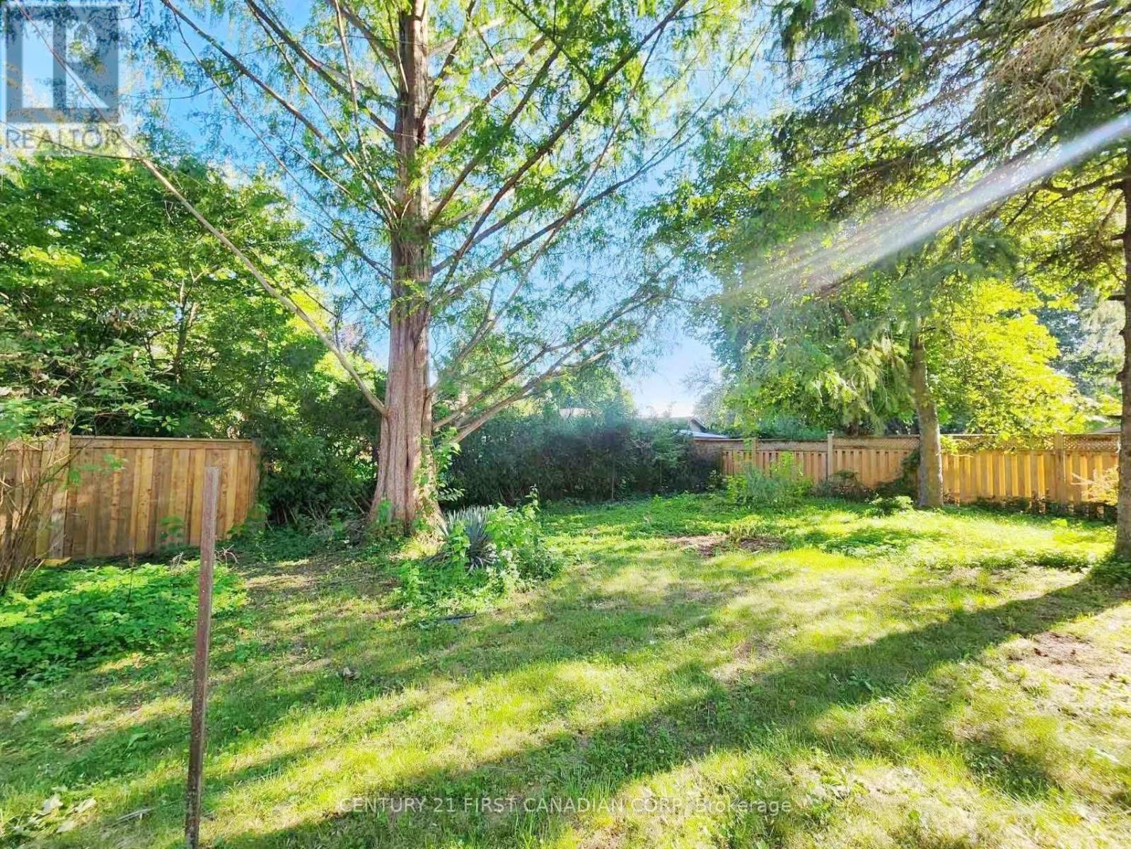 Upper Level - 711 Algoma Avenue, London North, Ontario  N5X 1W4 - Photo 23 - X13721866