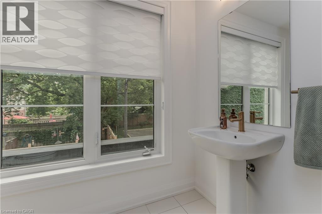 2071 Ghent Avenue Unit# 3, Burlington, Ontario  L7R 1Y4 - Photo 25 - 40858920
