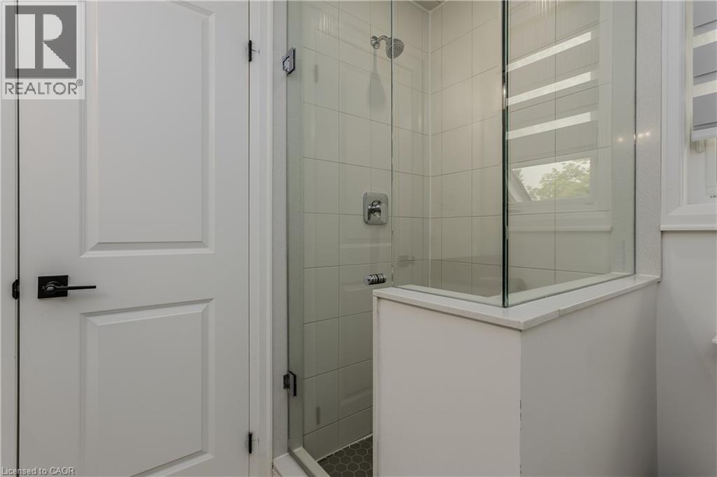 2071 Ghent Avenue Unit# 3, Burlington, Ontario  L7R 1Y4 - Photo 42 - 40858920