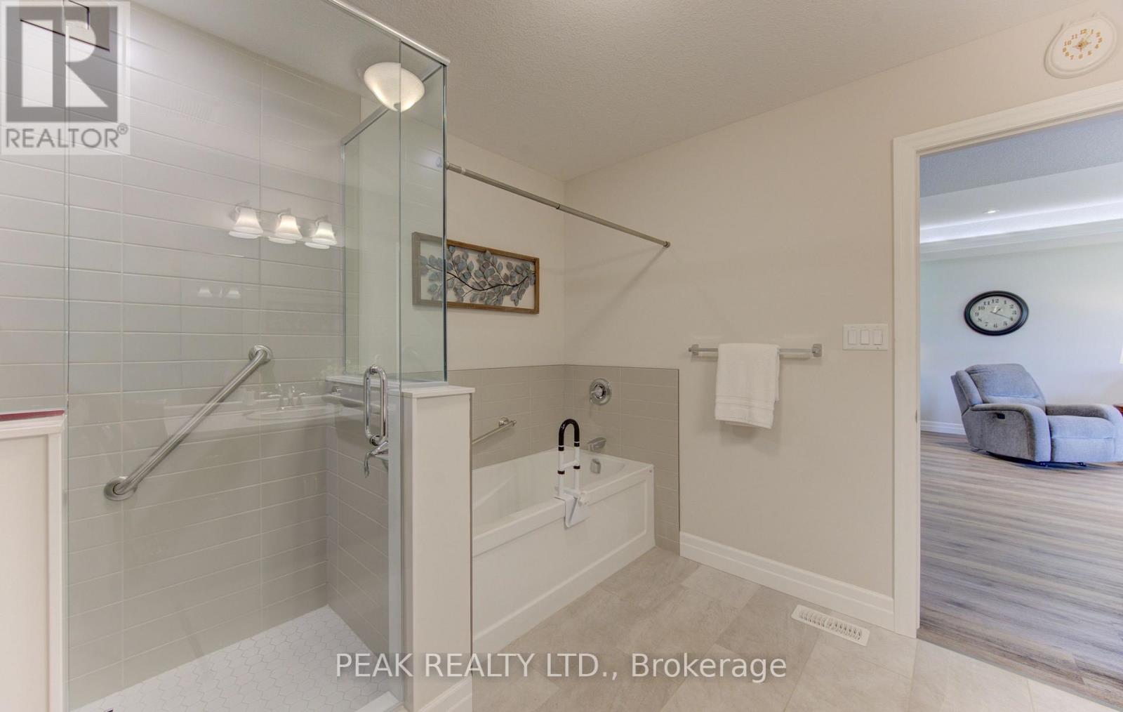 6 - 53 Roth Street, East Zorra-Tavistock, Ontario  N0B 2R0 - Photo 22 - X13721928