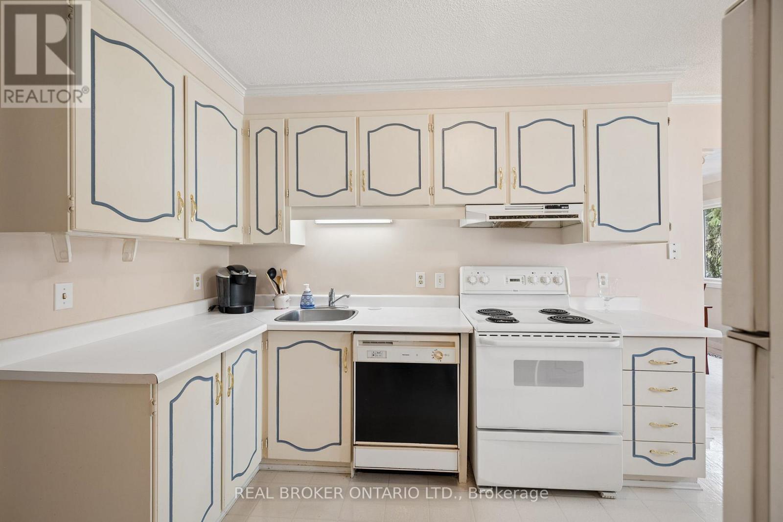 88 - 30 Green Valley Drive, Kitchener, Ontario  N2P 1G8 - Photo 16 - X13721942
