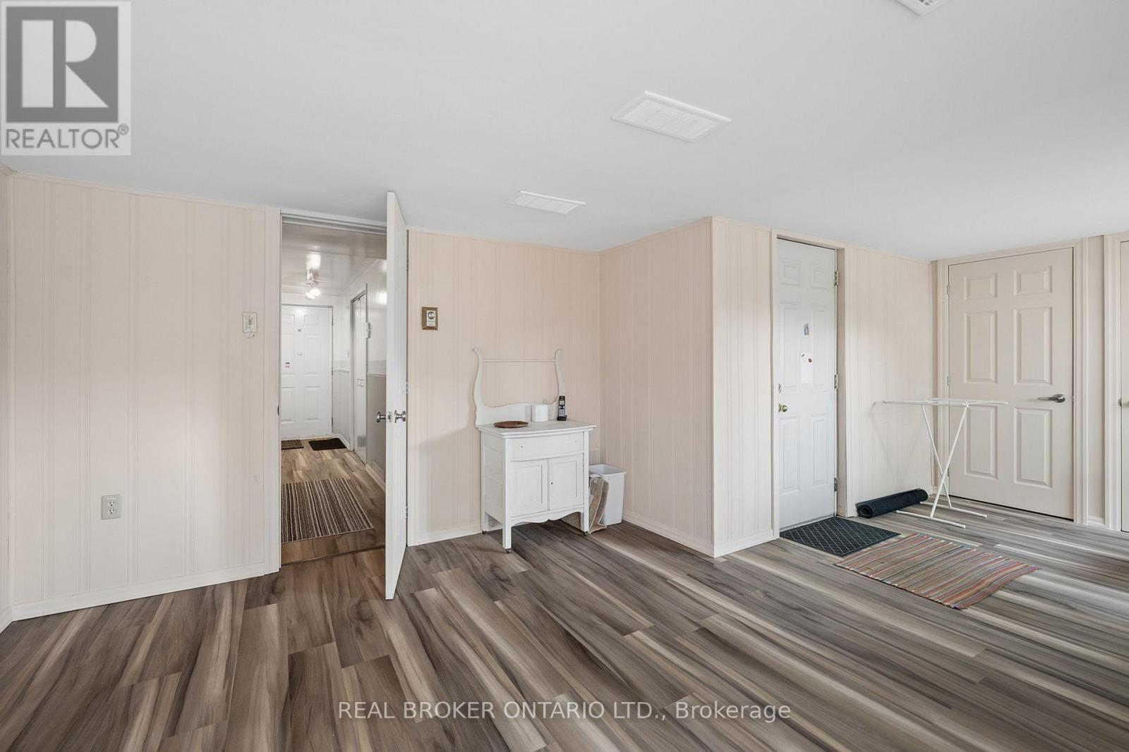 114 - 30 Green Valley Drive, Kitchener, Ontario  N2P 1G8 - Photo 18 - X13722028