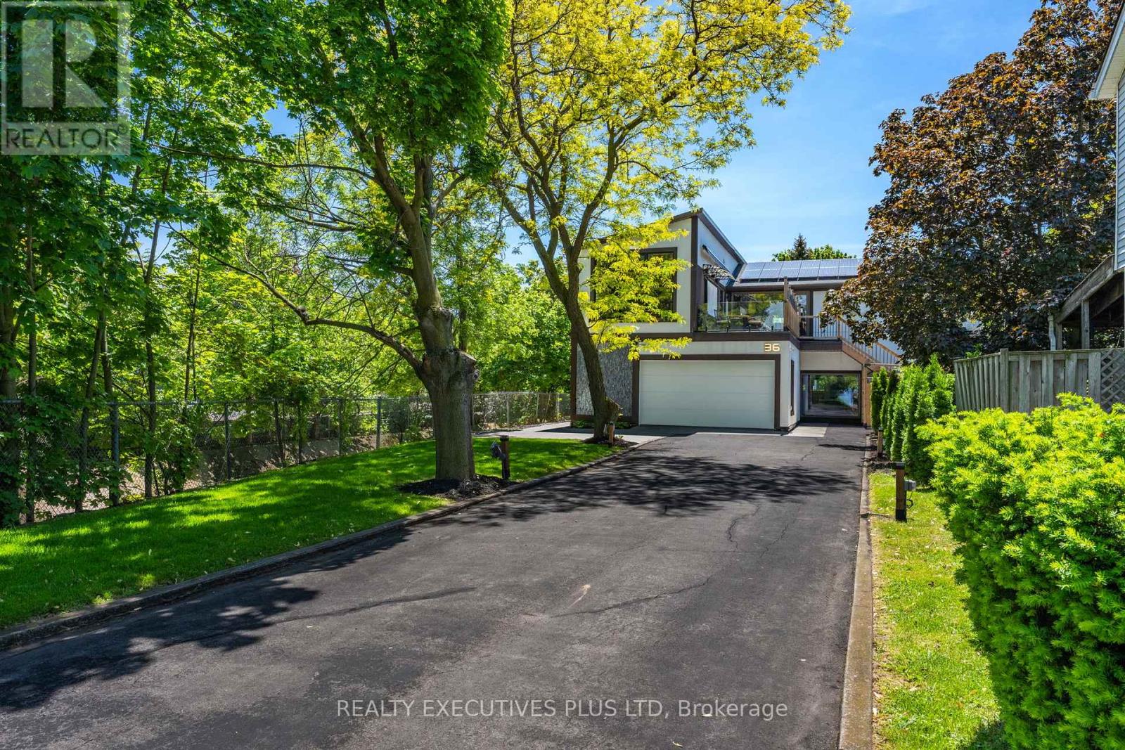 36 Lakeview Drive, Hamilton, Ontario  L8E 4X2 - Photo 4 - X13722066