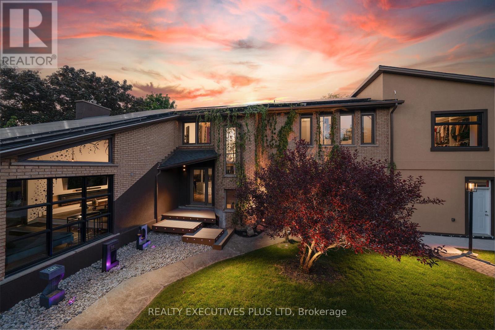 36 Lakeview Drive, Hamilton, Ontario  L8E 4X2 - Photo 44 - X13722066