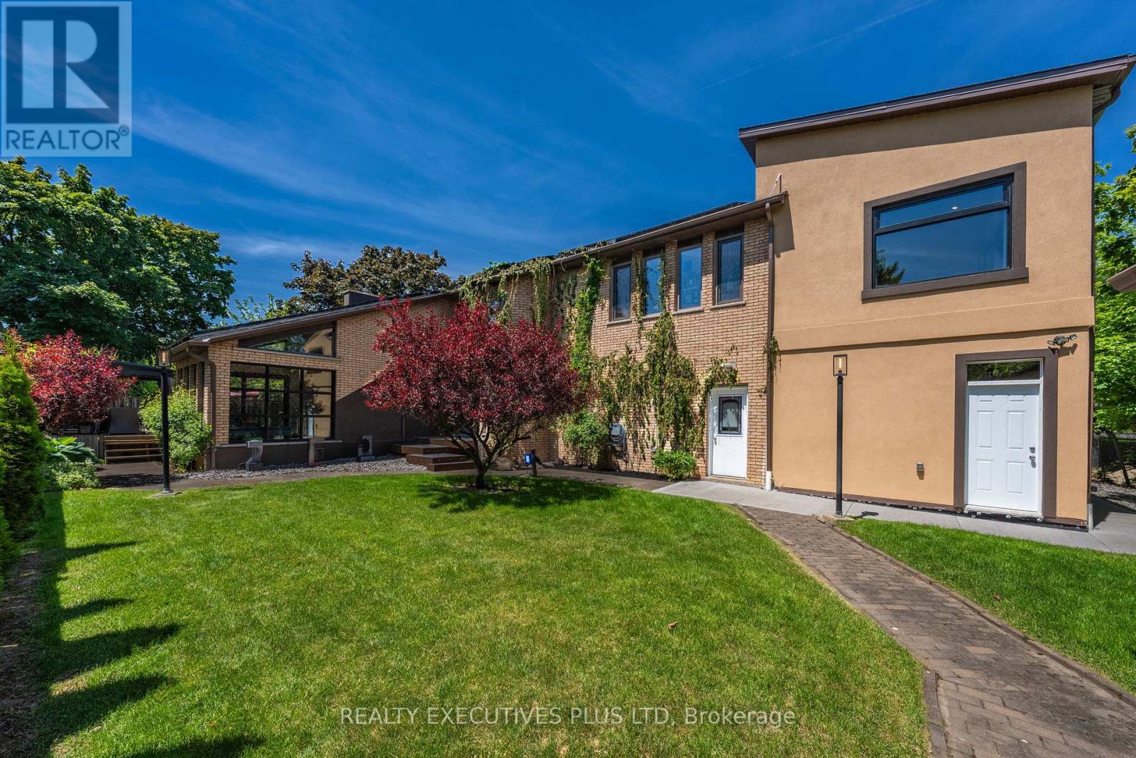 36 Lakeview Drive, Hamilton, Ontario  L8E 4X2 - Photo 47 - X13722066